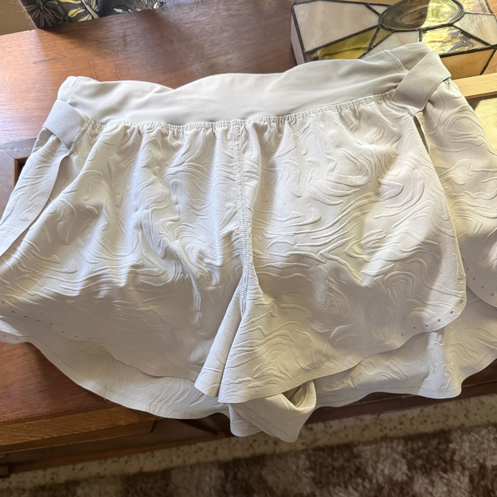 Lululemon fast and free shorts bone